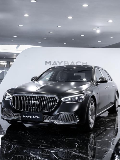 东莞18岚图汽车的售后服务让用户无忧出行，迈巴赫未来的豪华车趋势